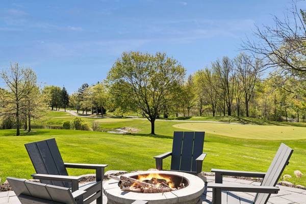 18482 Bearpath TRL, Eden Prairie, MN 55347