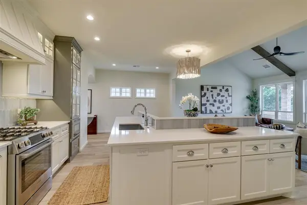 1701 Historical AVE, Edmond, OK 73034