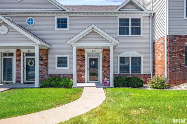 912 W TRAILCREEK DR #912, Peoria, IL 61614