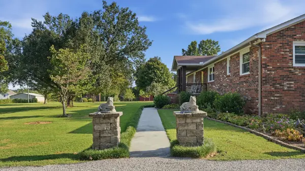 2643 Roy McCollum Rd, Lewisburg, TN 37091