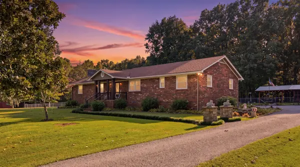 2643 Roy McCollum Rd, Lewisburg, TN 37091