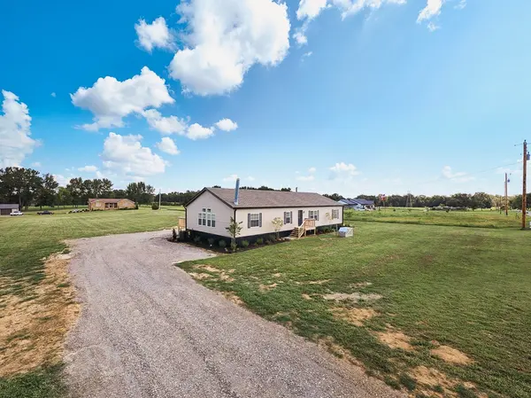 317 Dooley Rd, Ethridge, TN 38456