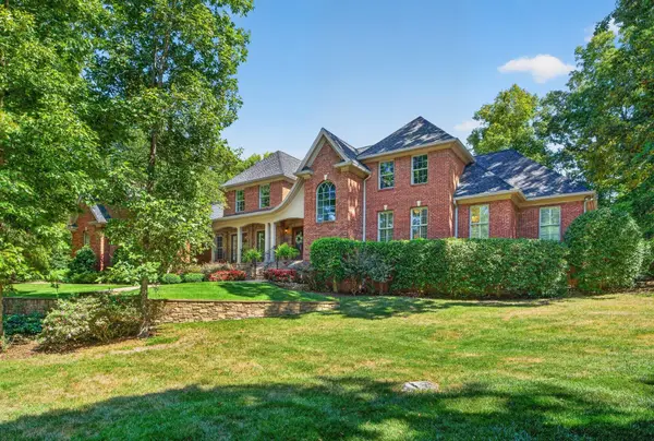 8857 Forest Creek Lane, Ooltewah, TN 37363