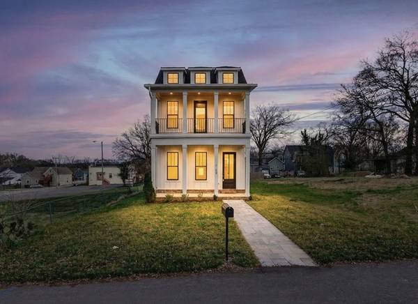 1109 Parker St, Columbia, TN 38401