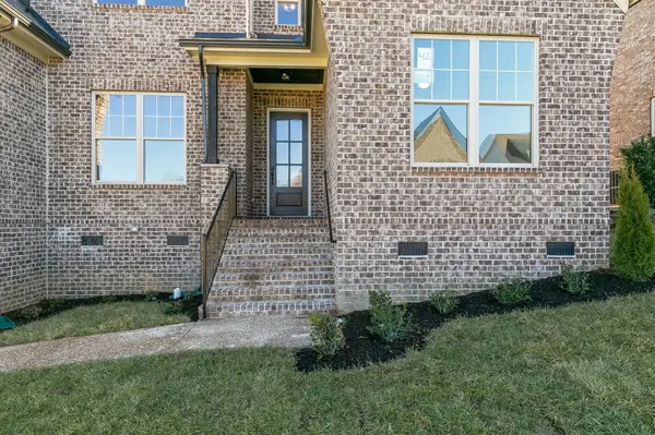 196 FUJI APPLE LANE, Murfreesboro, TN 37128
