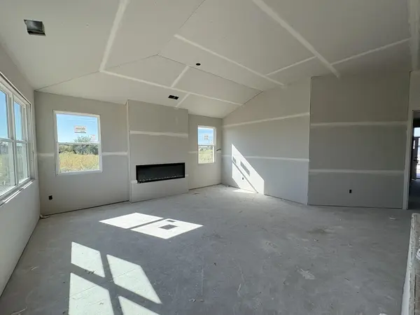 9213 Melissa Ave, Bel Aire, KS 67226