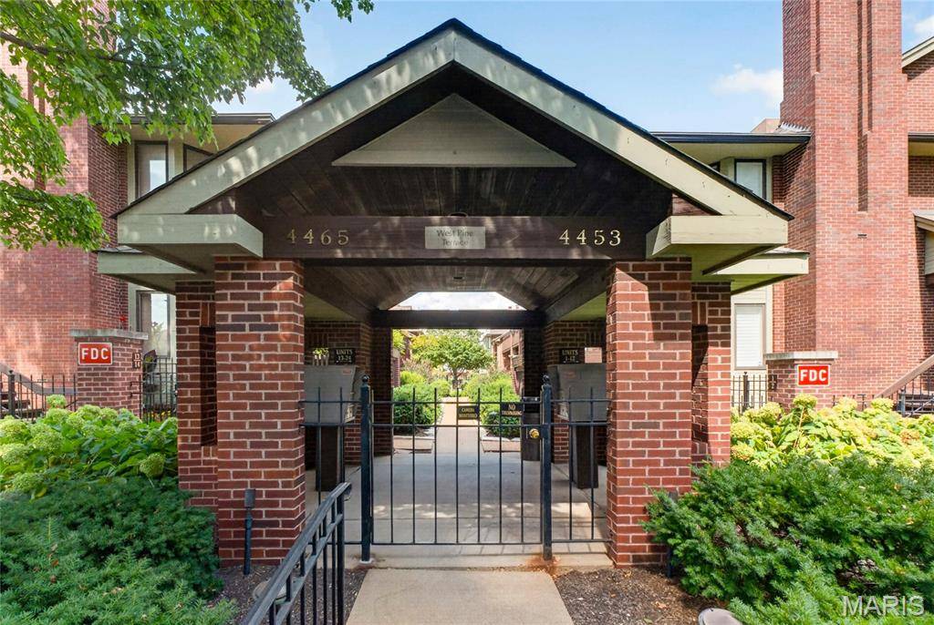 4465 W Pine BLVD #15, St Louis, MO 63108