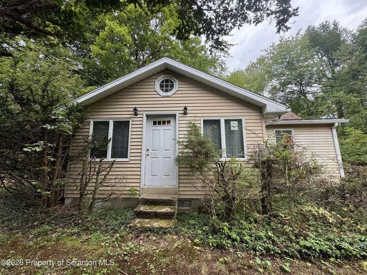 307 Elm ST, Dalton, PA 18414