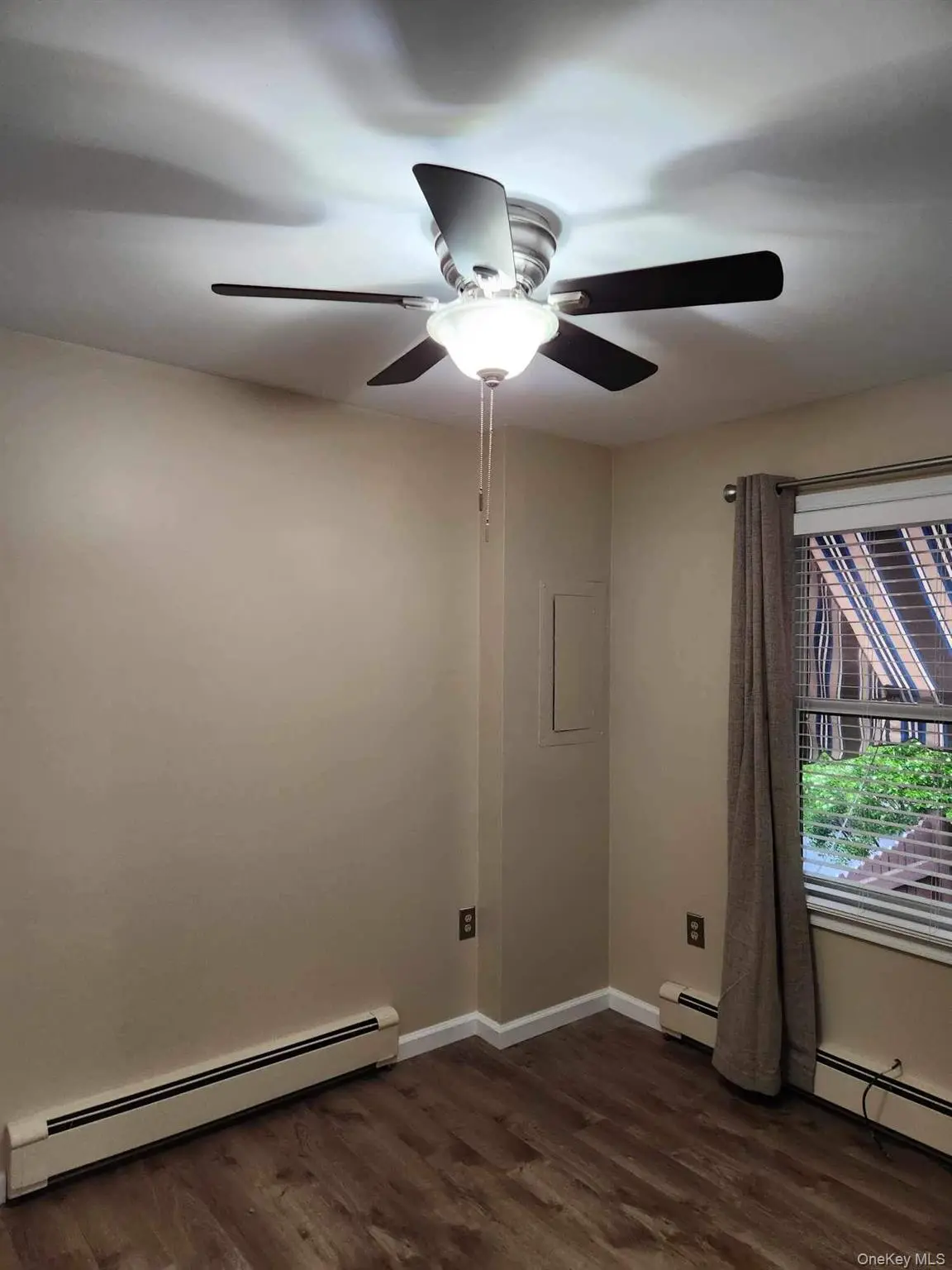 499 East RD #Unit 2, Marlboro, NY 12542