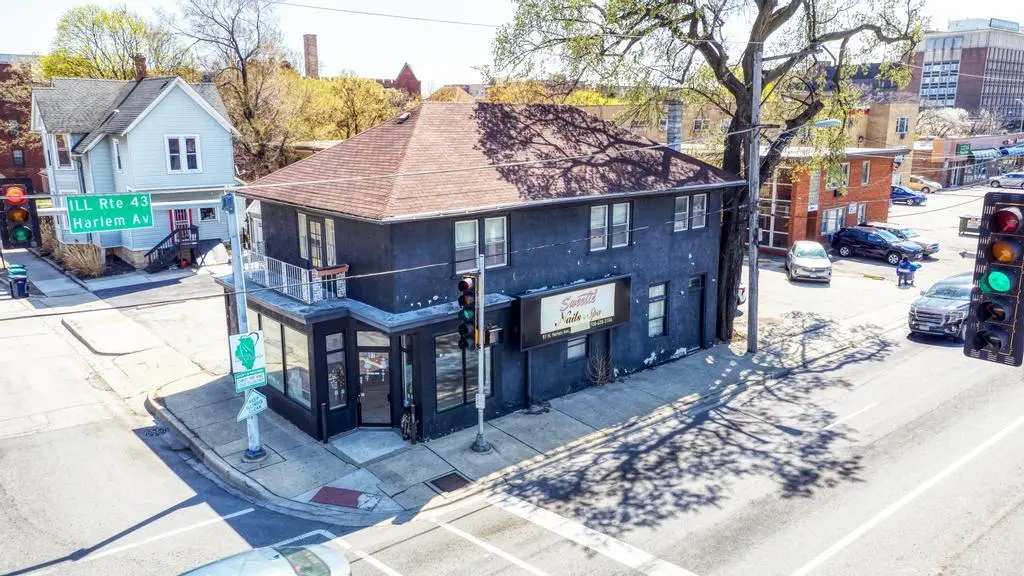 97 Harlem AVE, Oak Park, IL 60302