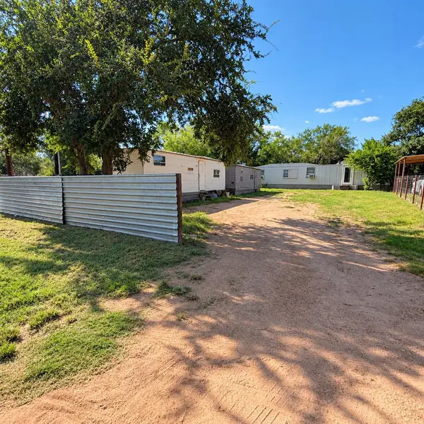 820 Austin ST, Kingsland, TX 78639