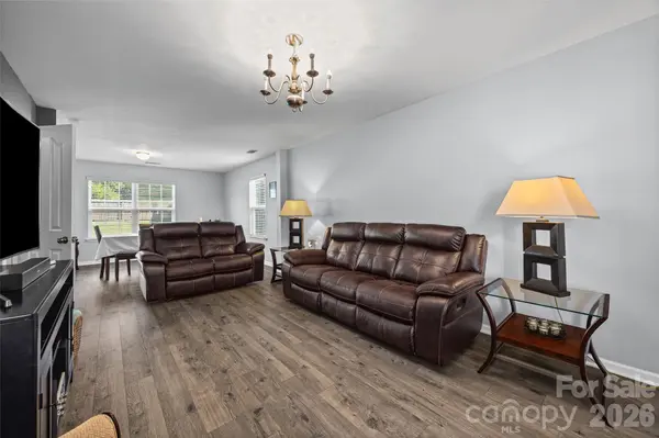 1772 Eastway DR, Dallas, NC 28034