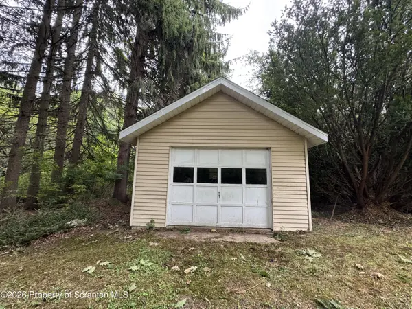 307 Elm ST, Dalton, PA 18414