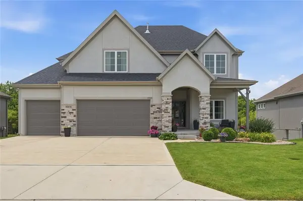17105 W 170th ST, Olathe, KS 66062