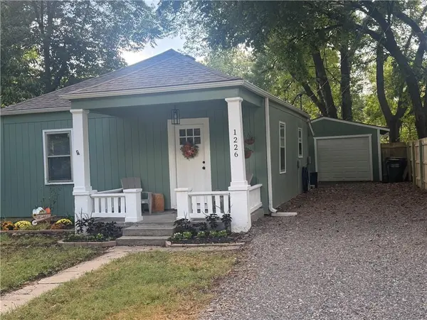 1226 Almira ST, Lawrence, KS 66044