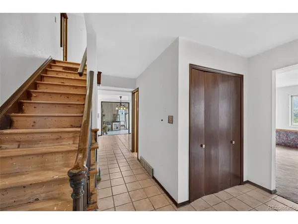 6048 S Locust, Centennial, CO 80111