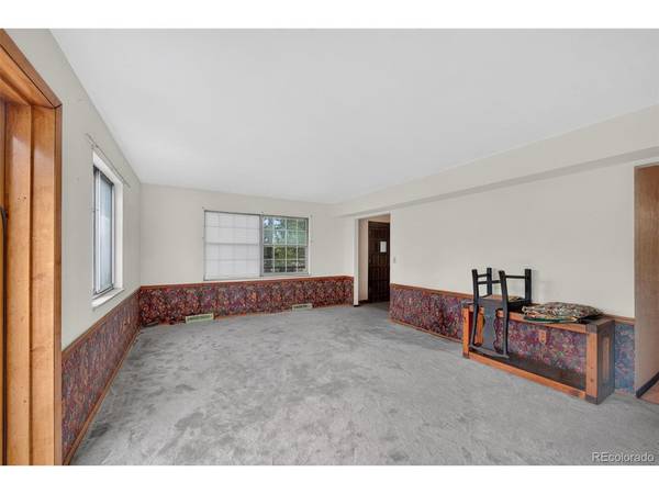 6048 S Locust, Centennial, CO 80111