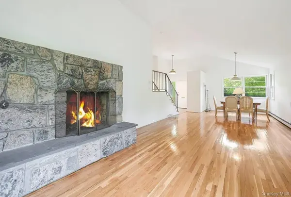 210 Michigan AVE, Port Jefferson, NY 11777