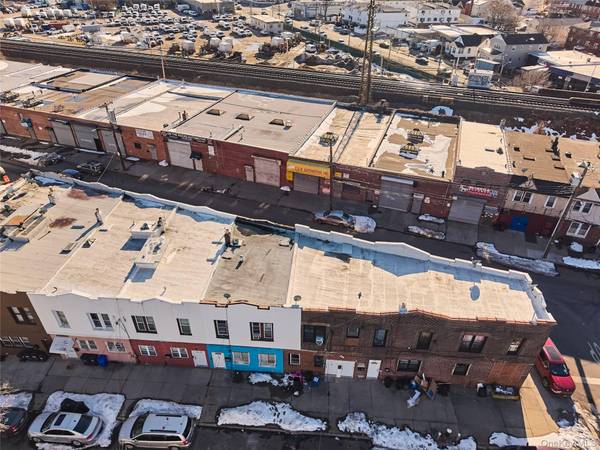 12222 Nellis ST, Springfield Gardens, NY 11413