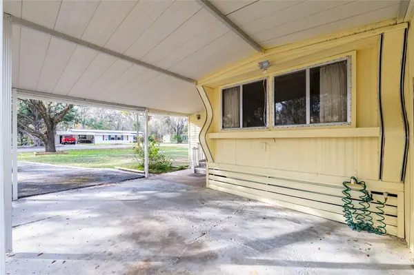 3809 CR 405N, Lake Panasoffkee, FL 33538
