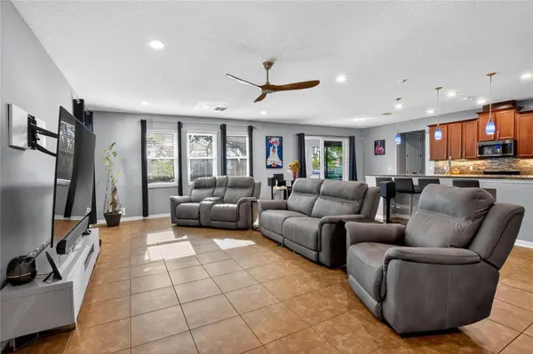 232 MAGNETA LOOP, Auburndale, FL 33823