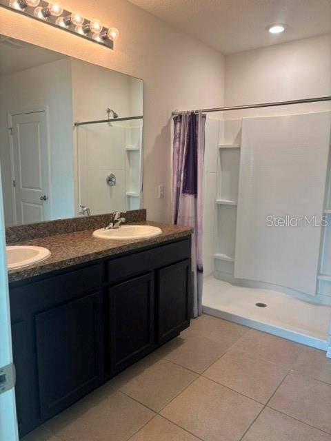 32696 PEZ LANDING LN, Wesley Chapel, FL 33543