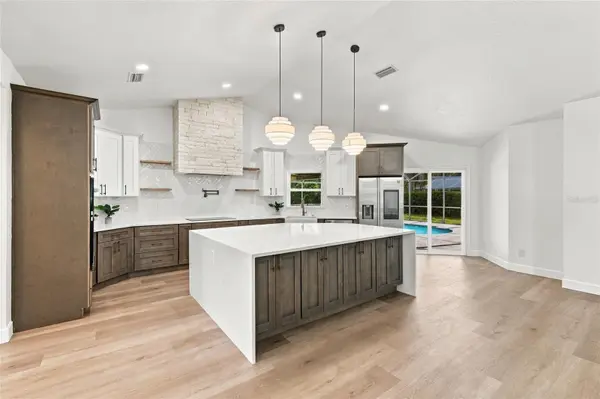 1384 FORESTEDGE BLVD, Oldsmar, FL 34677