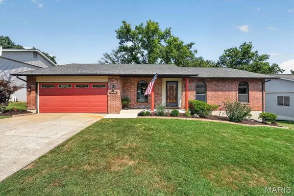 3943 Camelot Estates CT, St Louis, MO 63129