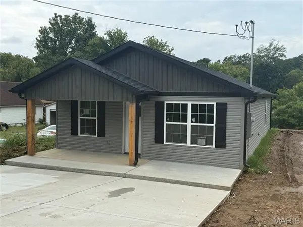 1436 N Spanish ST, Cape Girardeau, MO 63701