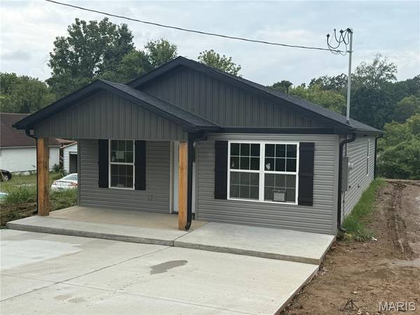1436 N Spanish ST, Cape Girardeau, MO 63701