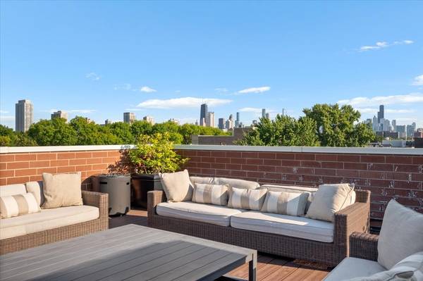 2243 N Halsted ST #3S, Chicago, IL 60614