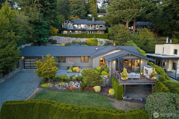 4140 Boulevard PL, Mercer Island, WA 98040