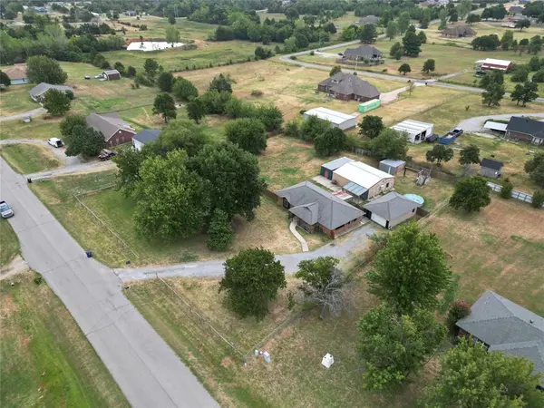 19800 Aaron DR, Harrah, OK 73045