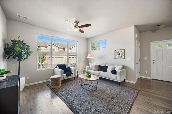 1758 S Buchanan CIR, Aurora, CO 80018