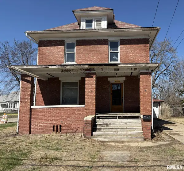905 E SOUTH ST, Galesburg, IL 61401