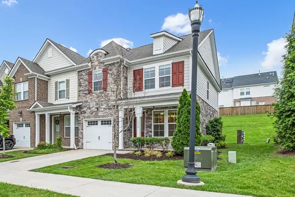 1038 Livingstone Ln, Mount Juliet, TN 37122