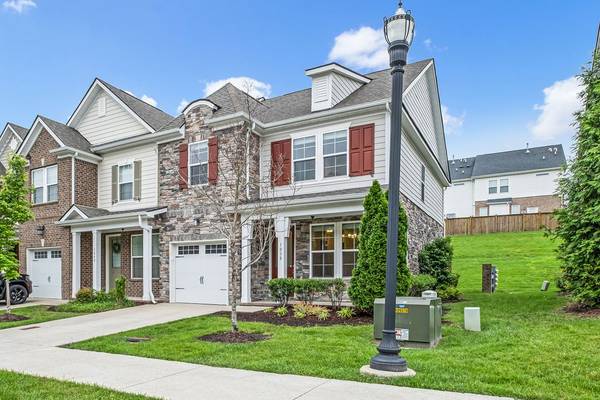 1038 Livingstone Ln, Mount Juliet, TN 37122