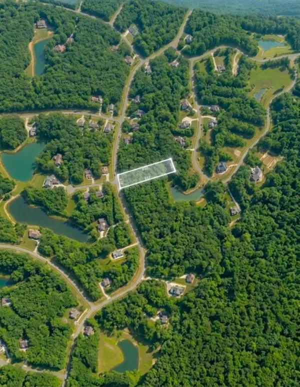 1 Crockett Pt, Jasper, TN 37347