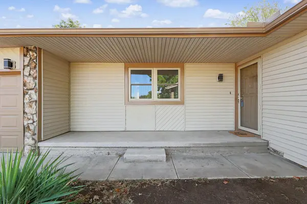 2420 N Edgemoor, Wichita, KS 67220