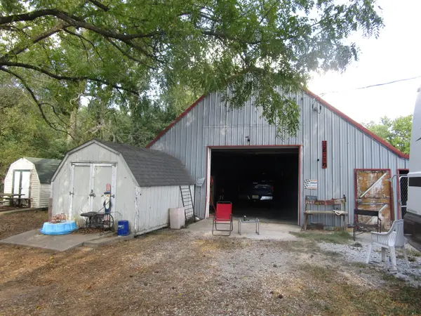 13084 Farm Road 1040, Exeter, MO 65647
