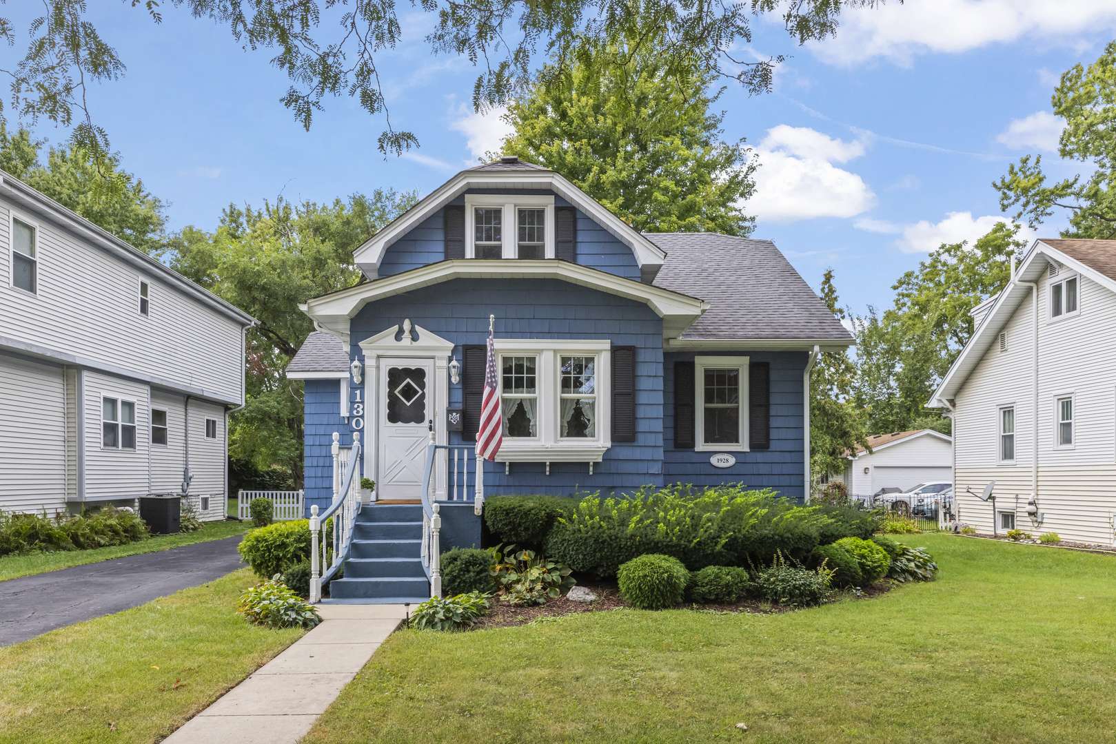 130 S Yale AVE, Villa Park, IL 60181