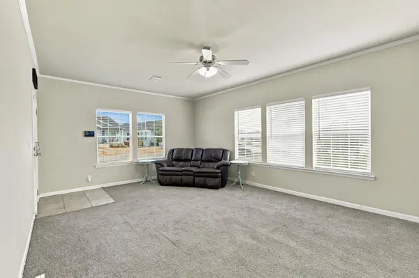 244 Heatherwood DR #16, Driftwood, TX 78619
