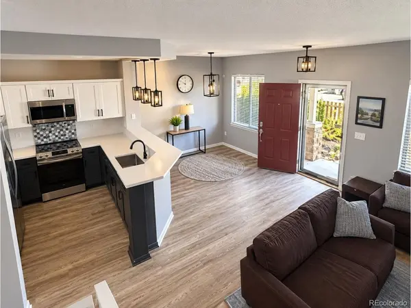 10450 Truckee #B, Commerce City, CO 80022