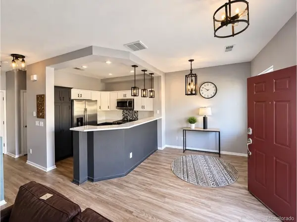 10450 Truckee #B, Commerce City, CO 80022