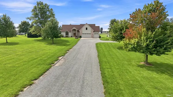 6620 Hoagland RD, Hoagland, IN 46745
