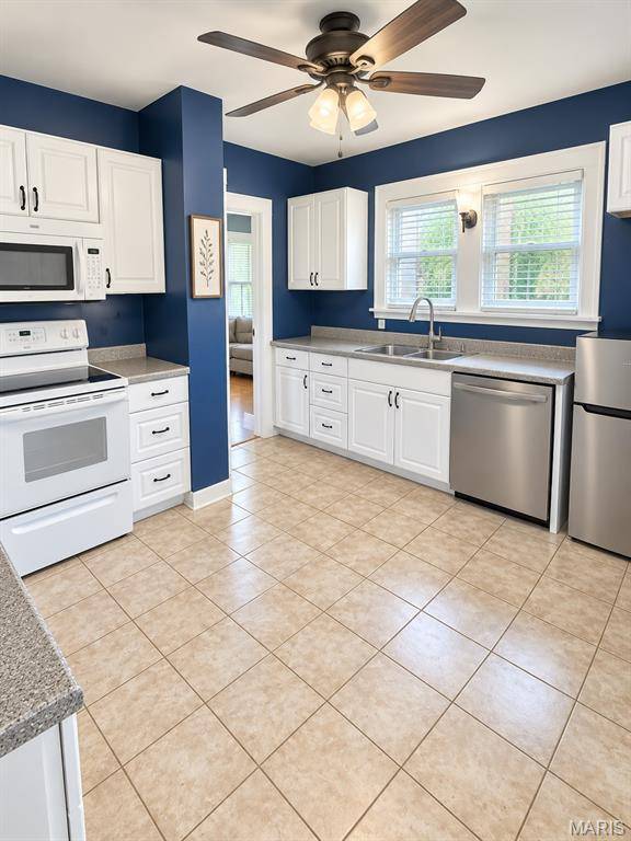 335 Park DR, Bethalto, IL 62010