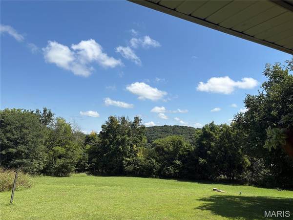 1409 Boone Valley RDG, Augusta, MO 63332