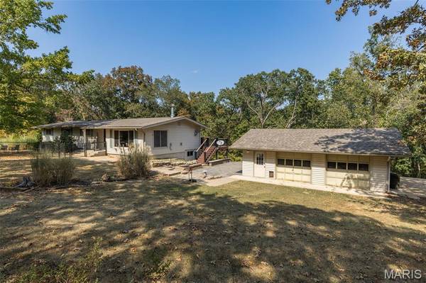235 Eckardt LN, Hillsboro, MO 63050