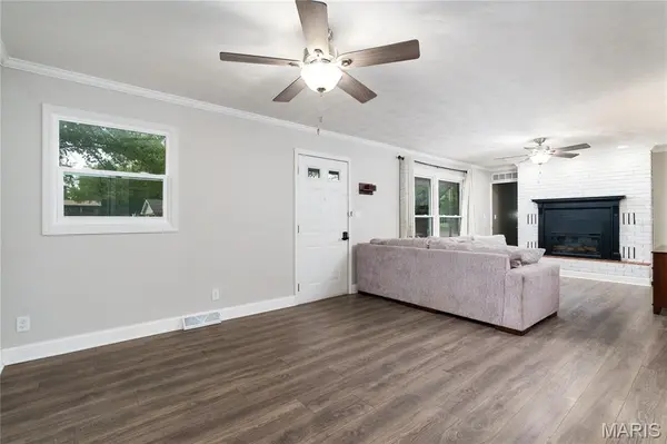 303 Smith ST, Farmington, MO 63640