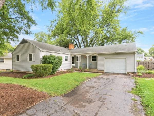 136 Park AVE, Cary, IL 60013